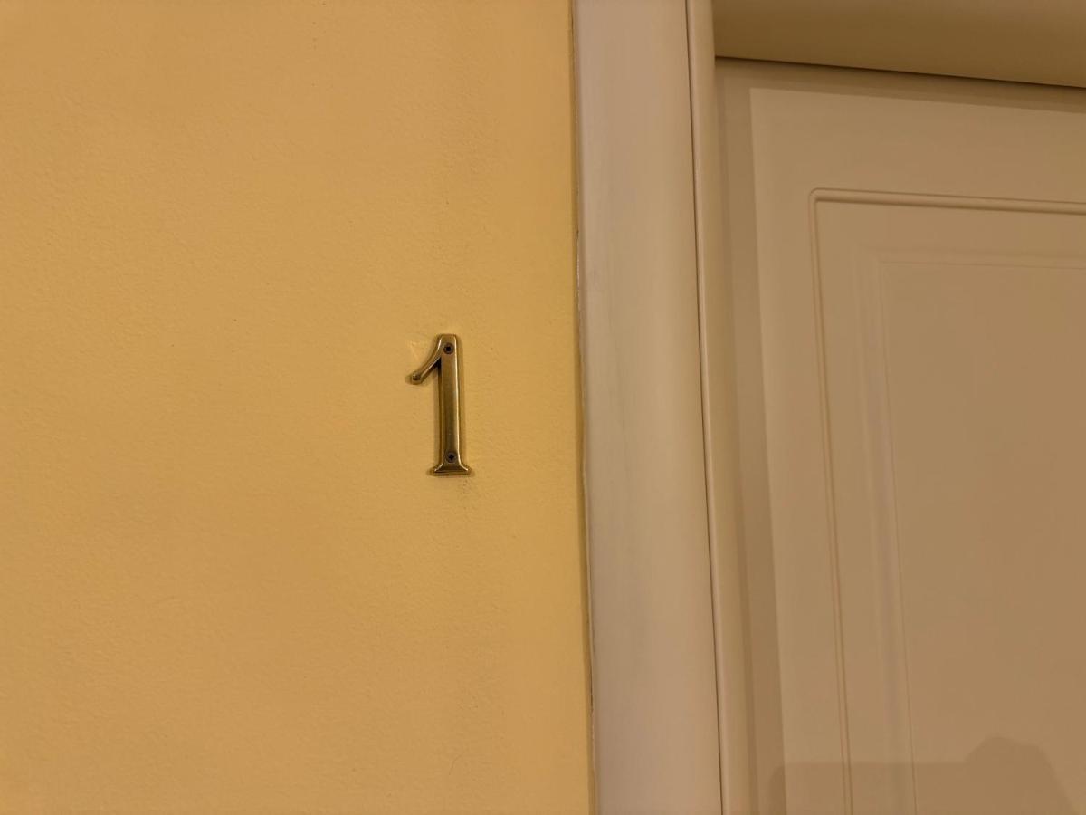 Feel - Bellavista Suites Bergamo Esterno foto