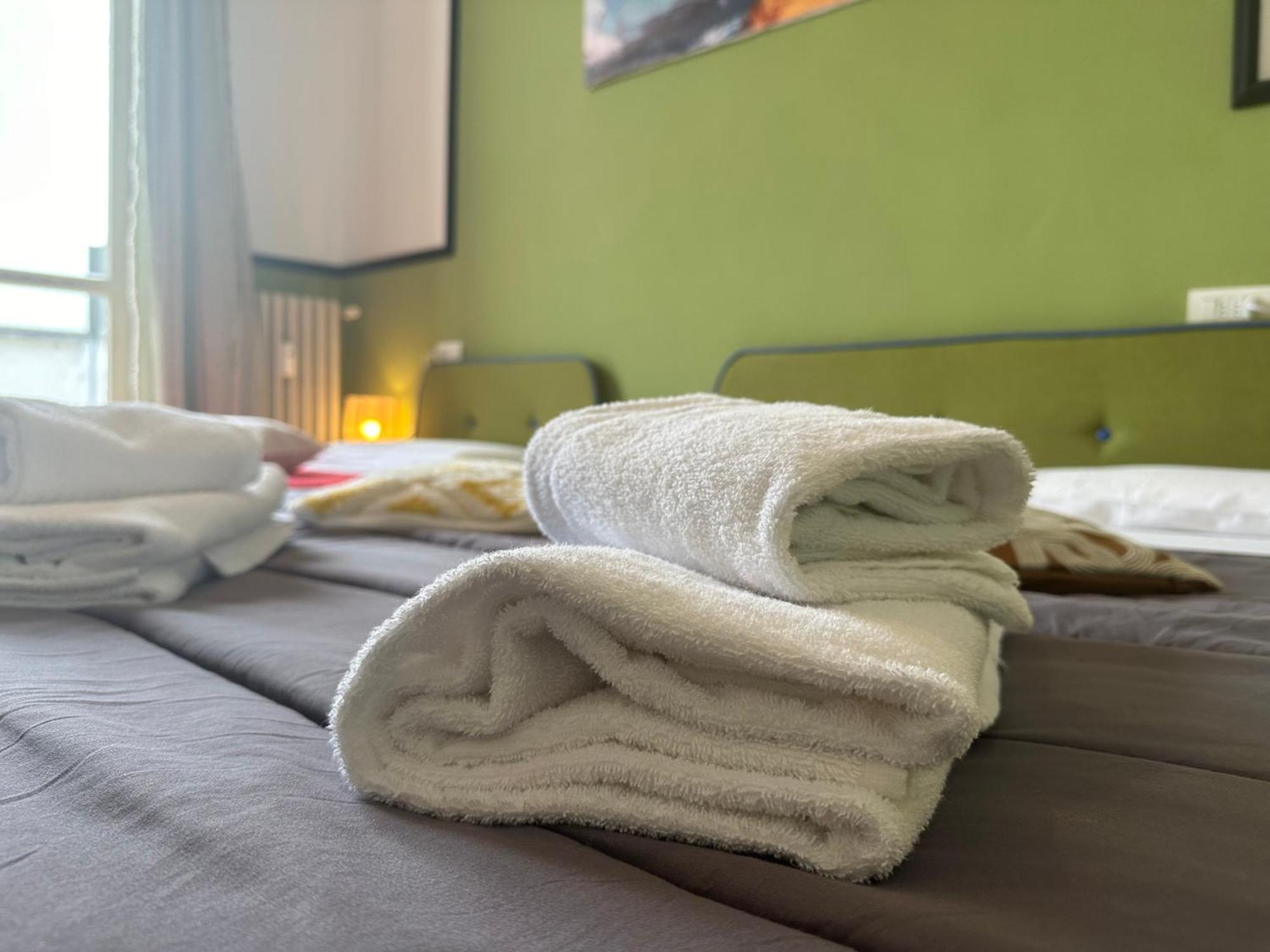 Feel - Bellavista Suites Bergamo Esterno foto