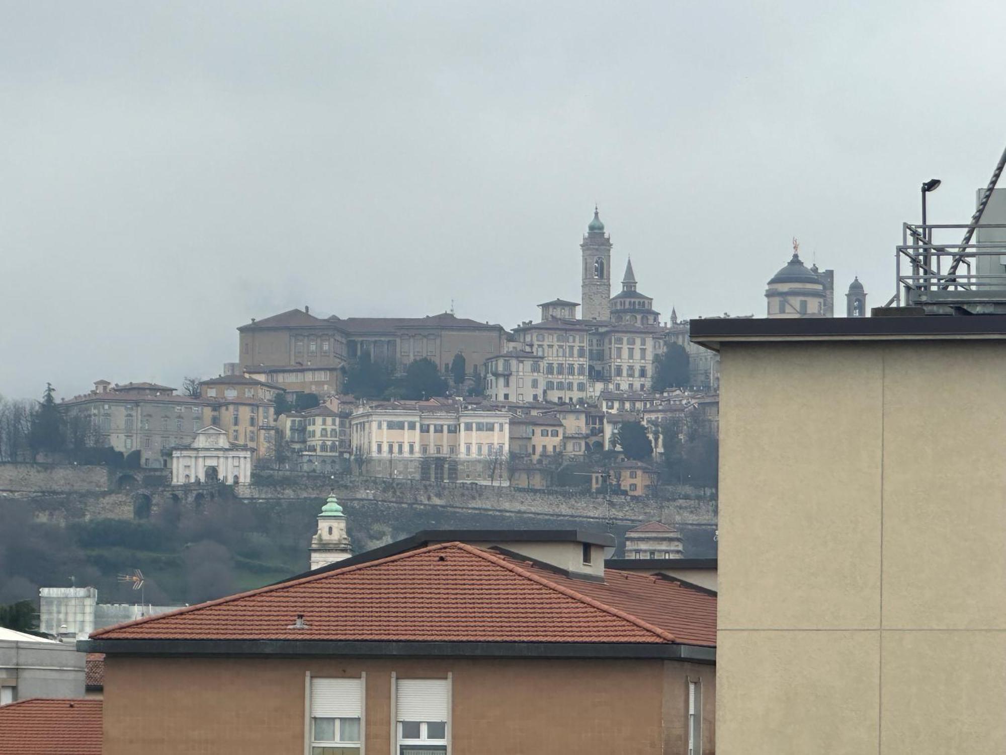 Feel - Bellavista Suites Bergamo Esterno foto