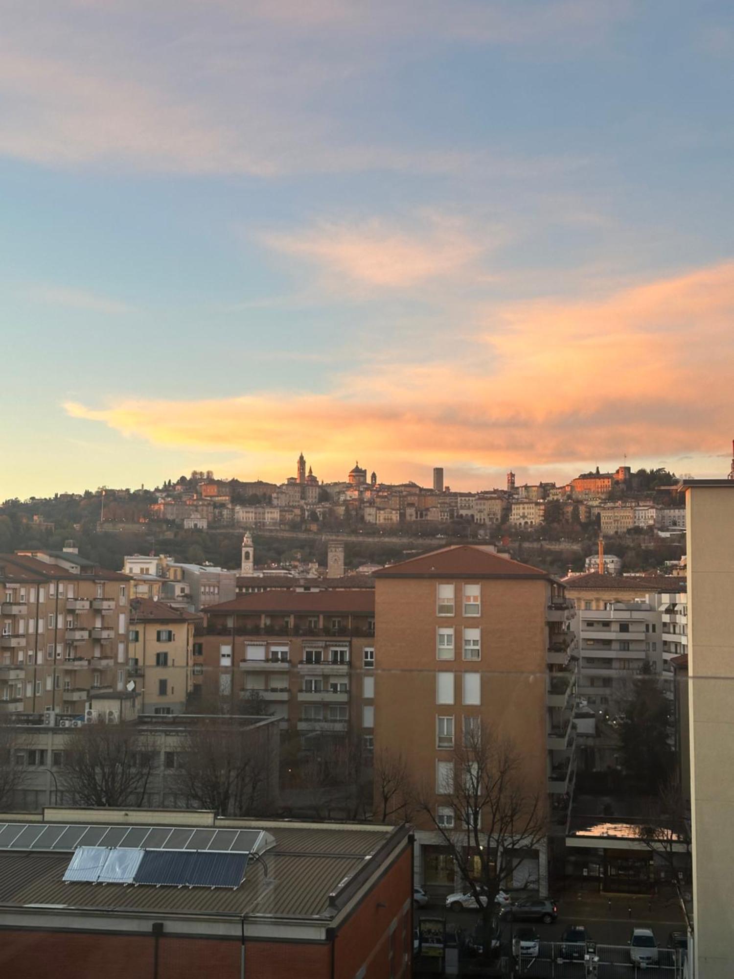 Feel - Bellavista Suites Bergamo Esterno foto